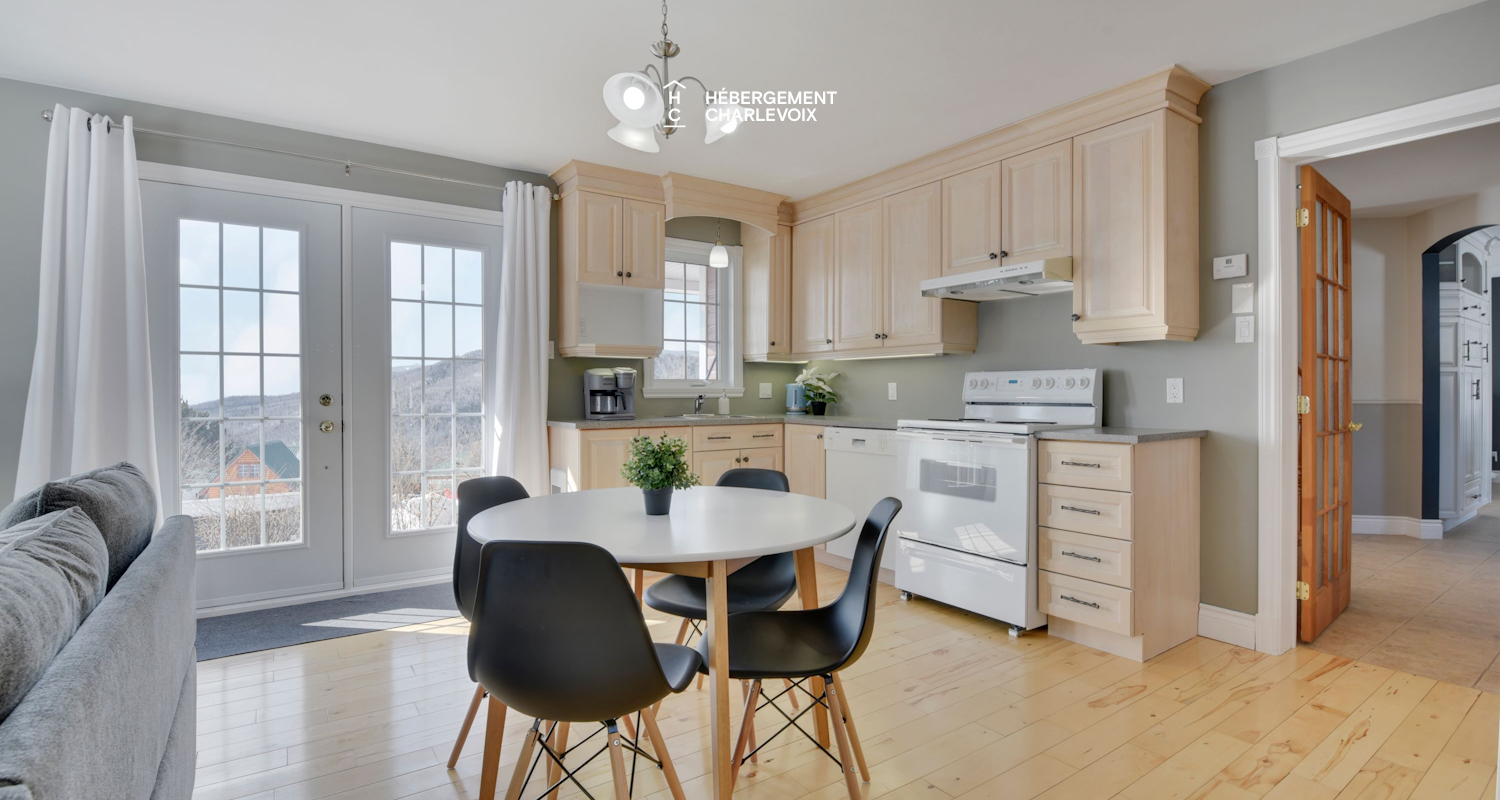 MAR-17 - Terrasse sur le toit avec vue sur le fleuve.